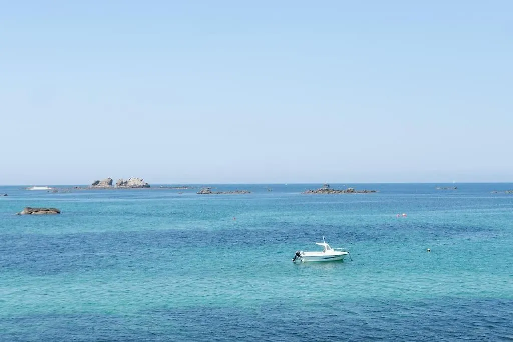 Casa de Férias Maison Bretonne Renovee Proche Bourg Et Plages Plouguerneau
