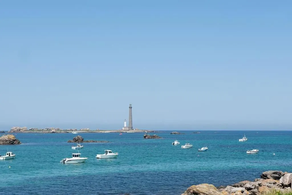Casa de Férias Maison Bretonne Renovee Proche Bourg Et Plages Plouguerneau